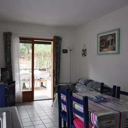 Maison Jumelee Dans Avec Piscine - 13701 Lacanau